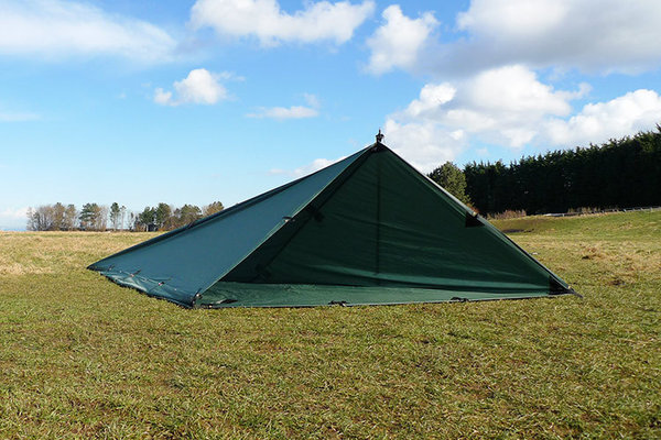 DD Hammocks Tarp 3x3 PRO Verde. 21 fijaciones reforzados. Lona fantástica para acampada y bushcraft