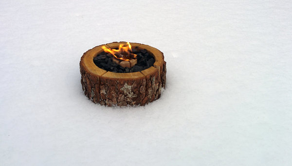 Origin Outdoors Woodie Ø 24 - 28 cm. Barbacoa ecológica de carbón vegetal y madera portátil 562123